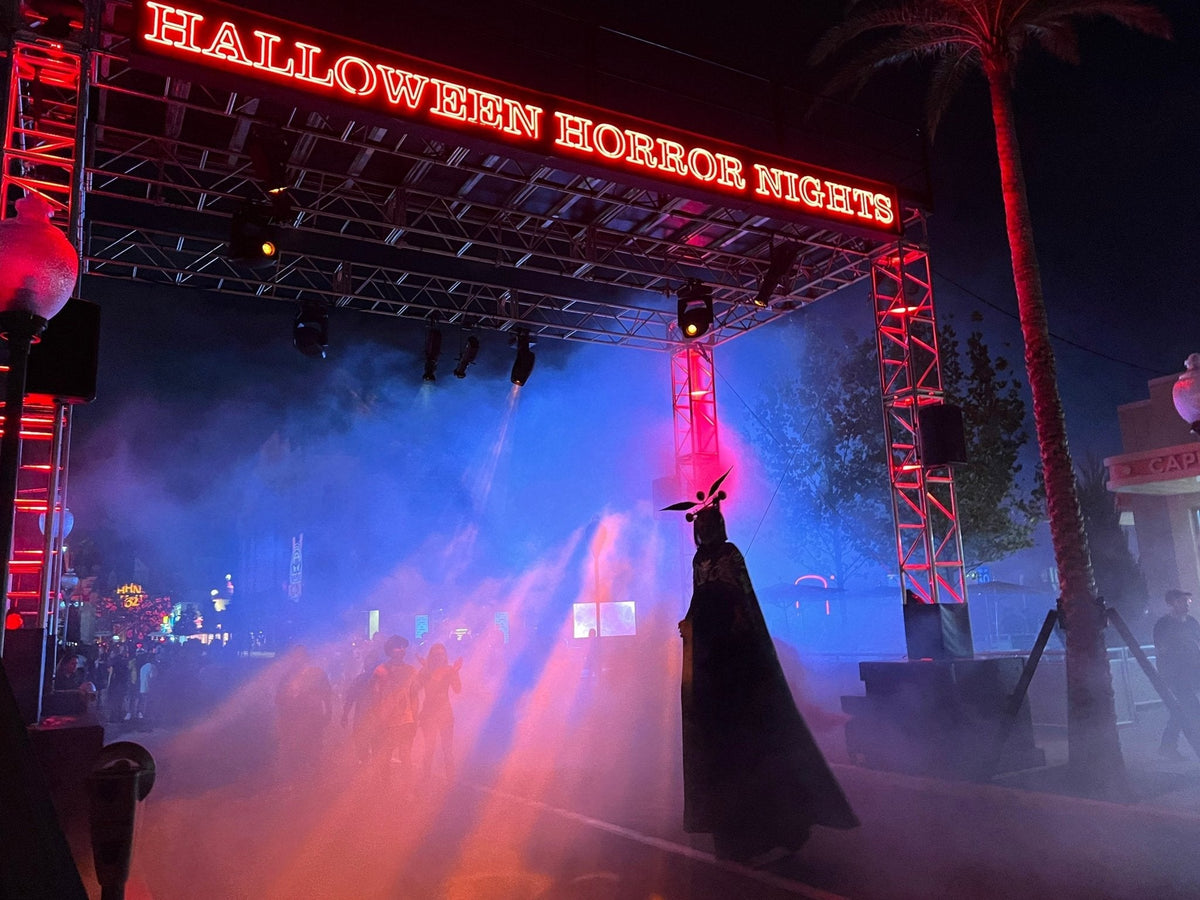 Halloween Horror Nights Parking  Guide, Discounts & Tips – ThemeParkCenter.com