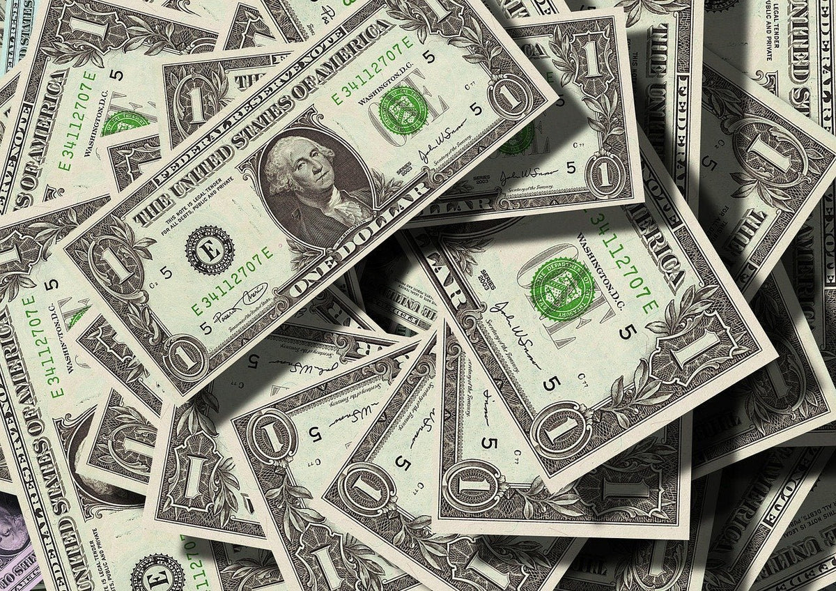 Does Universal Studios Accept Cash? Easily Explained