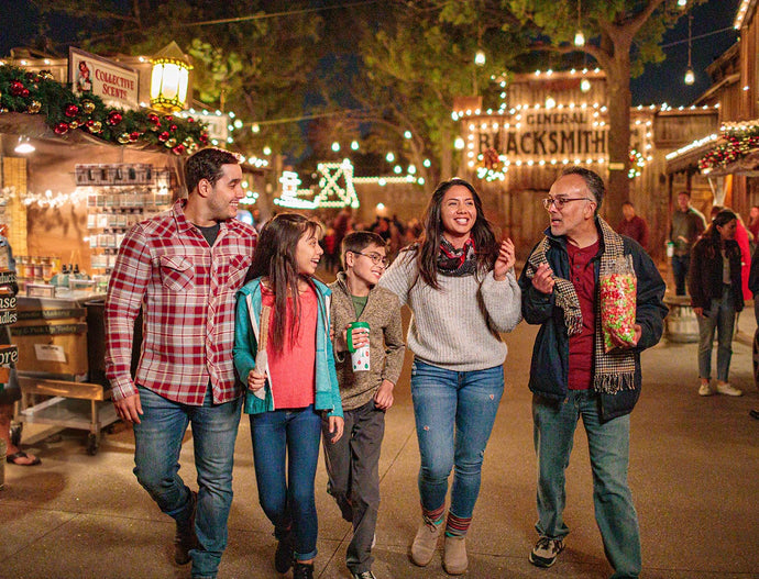 Is Knott's Berry Farm Open On Thanksgiving? | Holiday Travel Tips