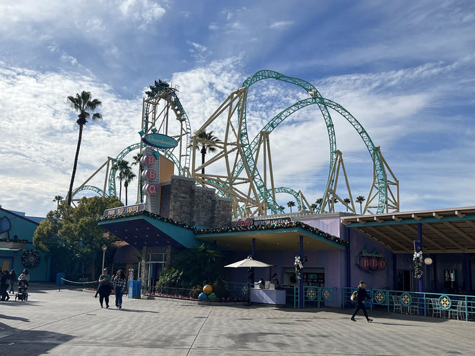 Best Times to Go to Knott's Berry Farm | Know Before You Go