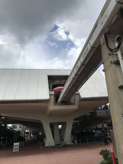 Does the Monorail Go to Disney Springs? | Explained