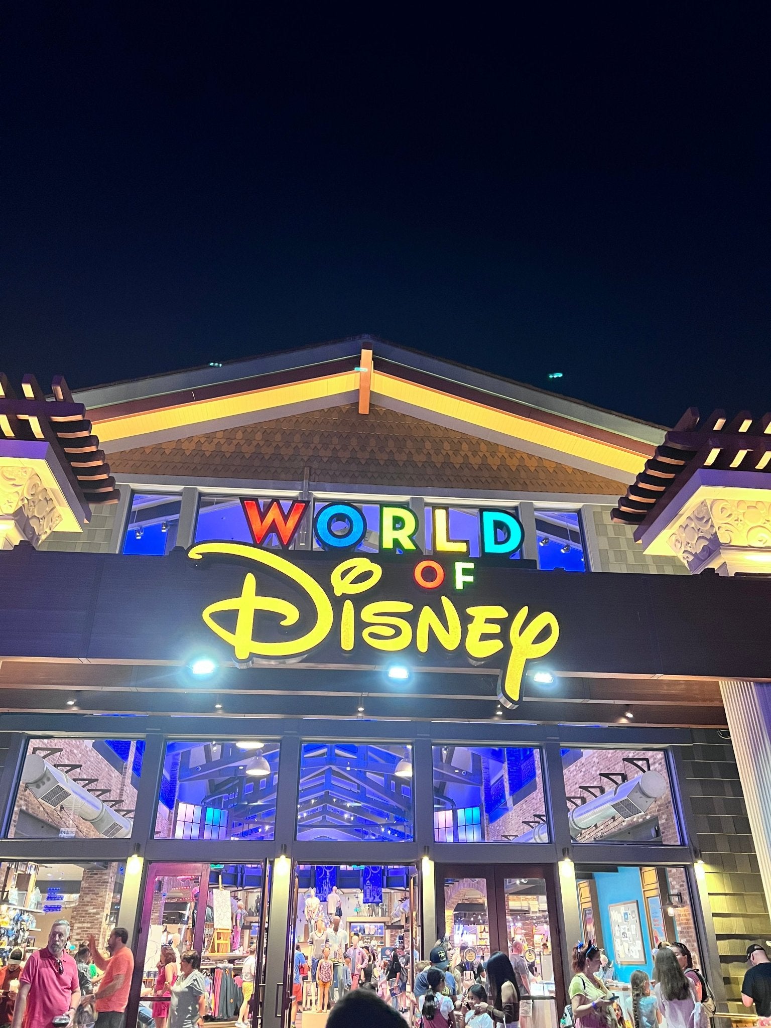 World of Disney Store, Shops